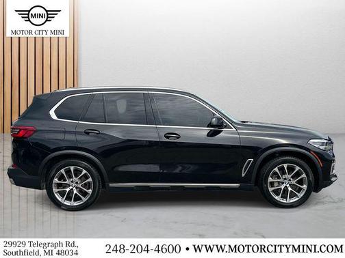 Black Sapphire Metallic 2019 BMW X5 xDrive40i