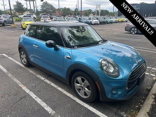 2016 MINI Hardtop Cooper
