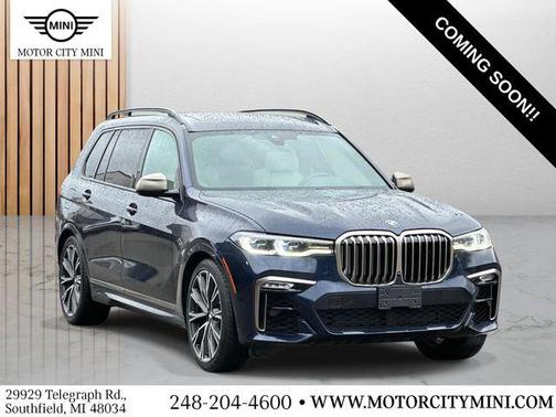 2021 BMW X7 M50i