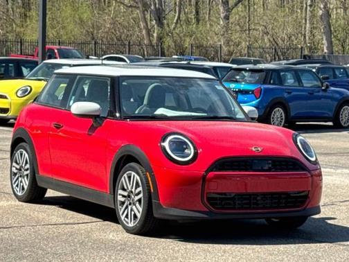 2025 MINI Hardtop Cooper