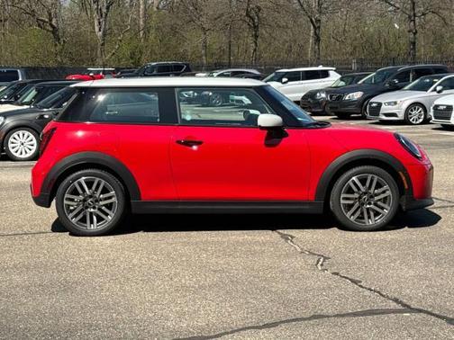 2025 MINI Hardtop Cooper