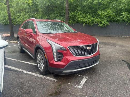 2020 Cadillac XT4 Premium Luxury