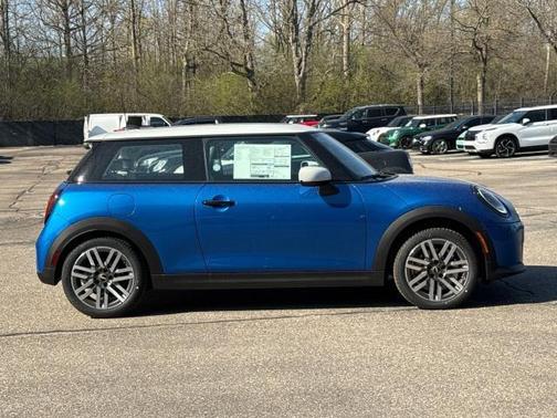 2025 MINI Hardtop Cooper