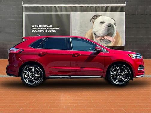 2022 Ford Edge ST