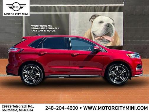 2022 Ford Edge ST