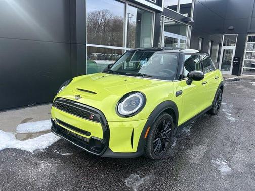 2023 MINI Hardtop Cooper S