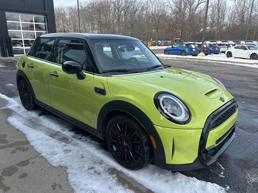 2023 MINI Hardtop Cooper S