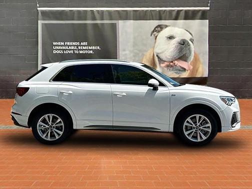 2024 Audi Q3 Premium 45 TFSI S line quattro Tiptronic