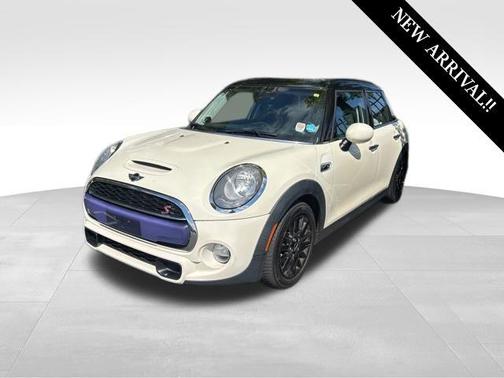 2016 MINI Hardtop Cooper S