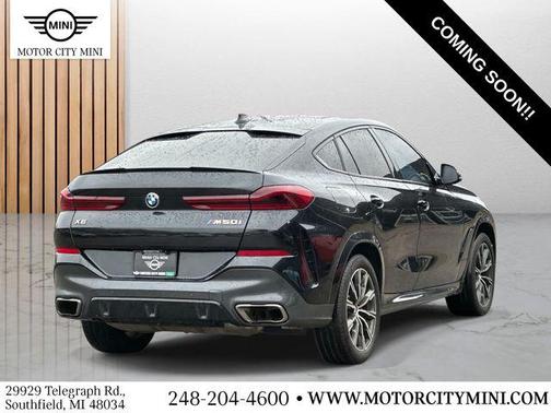 2022 BMW X6 M50i