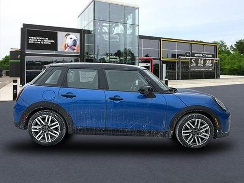2025 MINI Hardtop Cooper