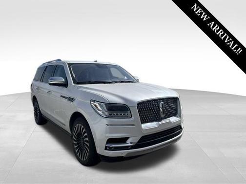 2018 Lincoln Navigator Black Label