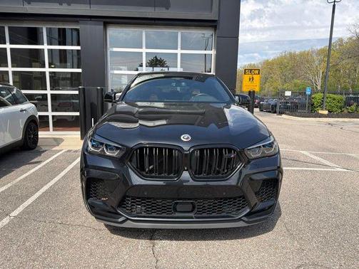 Black Sapphire Metallic 2022 BMW X6 M Base