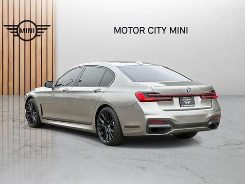 2022 BMW 750 i xDrive