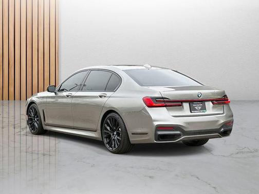 2022 BMW 750 i xDrive