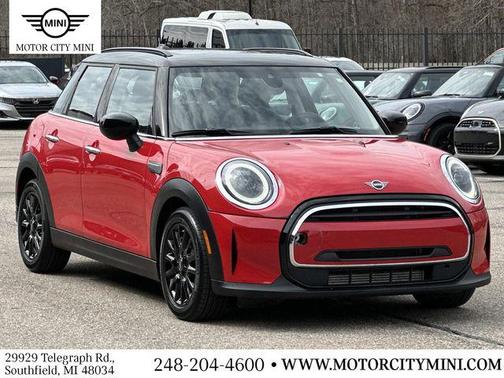 2022 MINI Hardtop Cooper