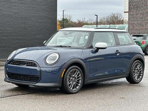2025 MINI Hardtop Cooper