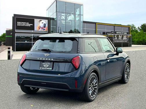 2025 MINI Hardtop Cooper