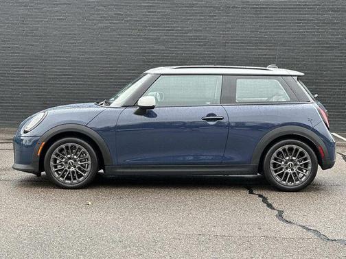 2025 MINI Hardtop Cooper