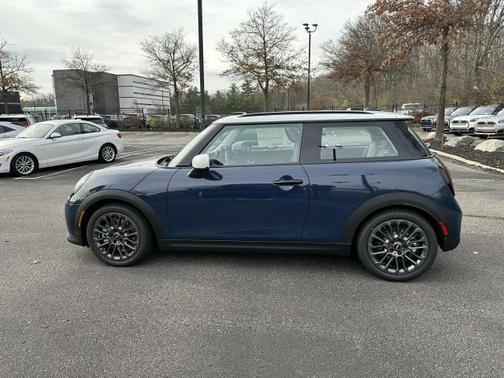 2025 MINI Hardtop Cooper