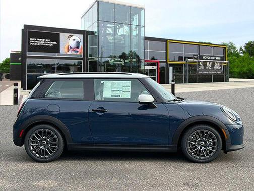 2025 MINI Hardtop Cooper