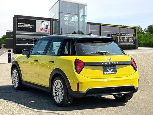 2025 MINI Hardtop Cooper S