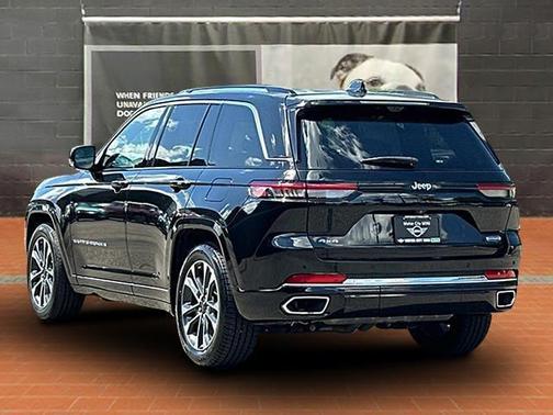 2022 Jeep Grand Cherokee Overland