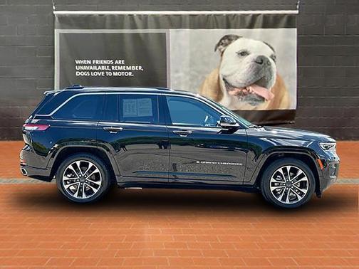 2022 Jeep Grand Cherokee Overland