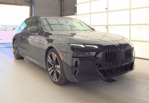 Black Sapphire Metallic 2023 BMW 760 i xDrive