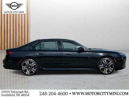 Black Sapphire Metallic 2023 BMW 760 i xDrive