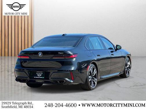 Black Sapphire Metallic 2023 BMW 760 i xDrive