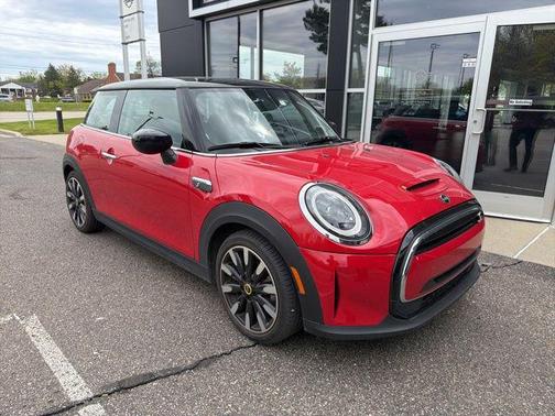 Chili Red 2024 MINI Hardtop Cooper S