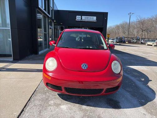 2009 Volkswagen New Beetle S