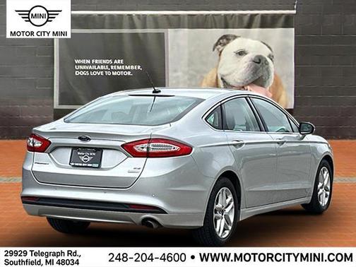 2016 Ford Fusion SE