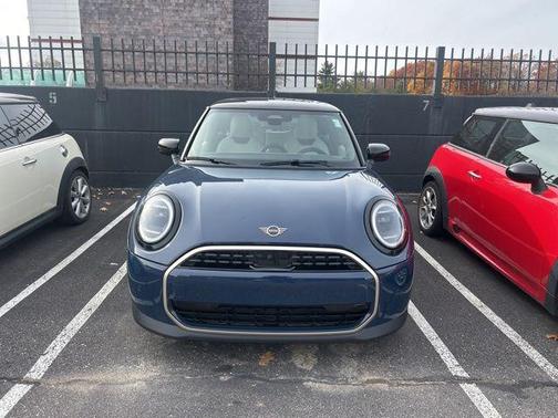 2025 MINI Hardtop Cooper
