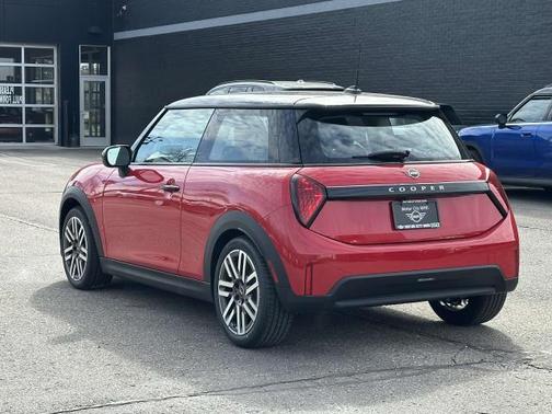 2025 MINI Hardtop Cooper