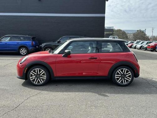 2025 MINI Hardtop Cooper