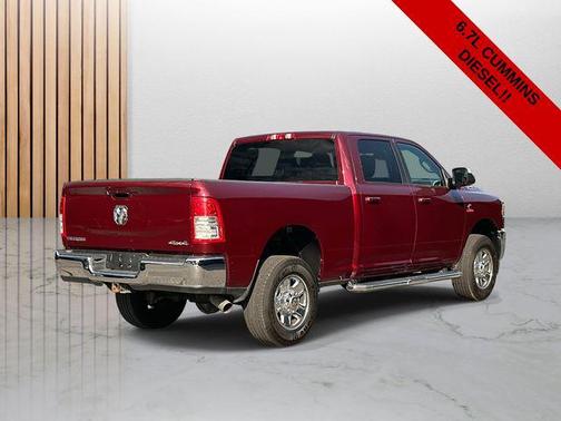 2022 RAM 2500 Big Horn Crew Cab 4x4 6'4' Box