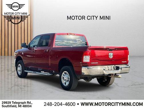 2022 RAM 2500 Big Horn Crew Cab 4x4 6'4' Box