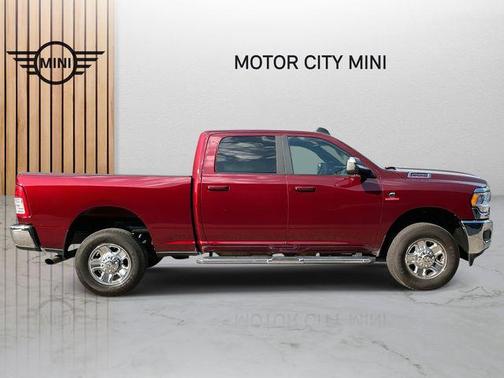 2022 RAM 2500 Big Horn Crew Cab 4x4 6'4' Box