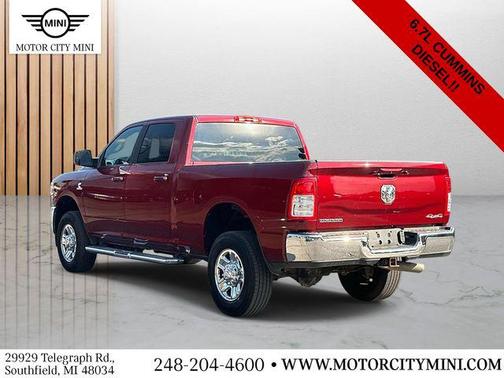 2022 RAM 2500 Big Horn Crew Cab 4x4 6'4' Box