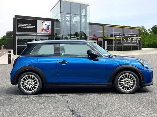 2025 MINI Hardtop Cooper