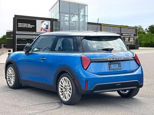 2025 MINI Hardtop Cooper