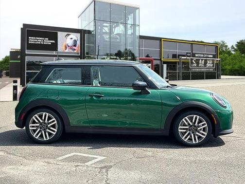 2025 MINI Hardtop Cooper