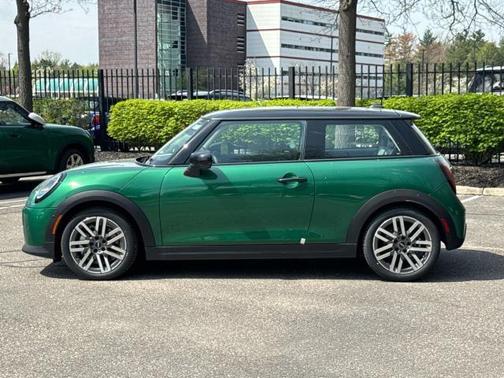 2025 MINI Hardtop Cooper