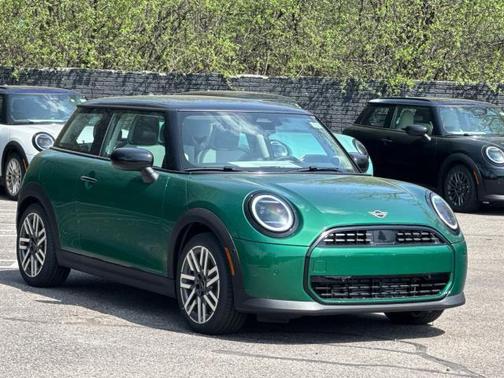 2025 MINI Hardtop Cooper