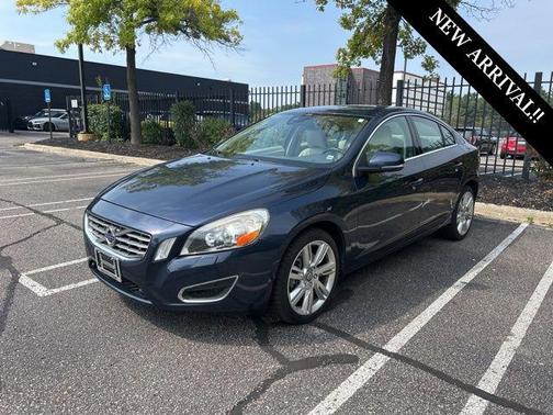 2013 Volvo S60 T5 Premier Plus