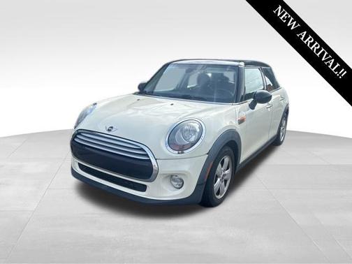 2015 MINI Hardtop Cooper