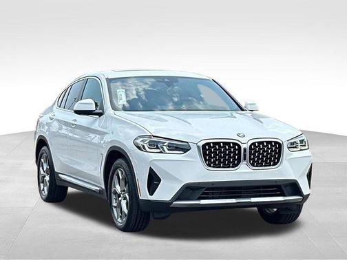 2023 BMW X4 xDrive30i