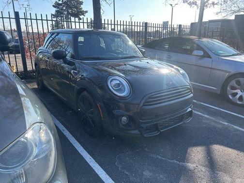 2021 MINI Hardtop Cooper